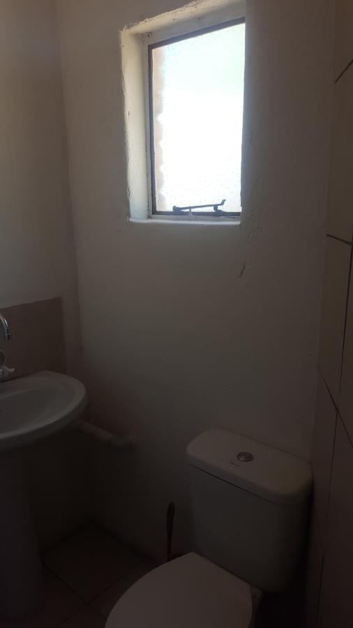 House, Cottage And Contractors Manor Meyerton Екстер'єр фото