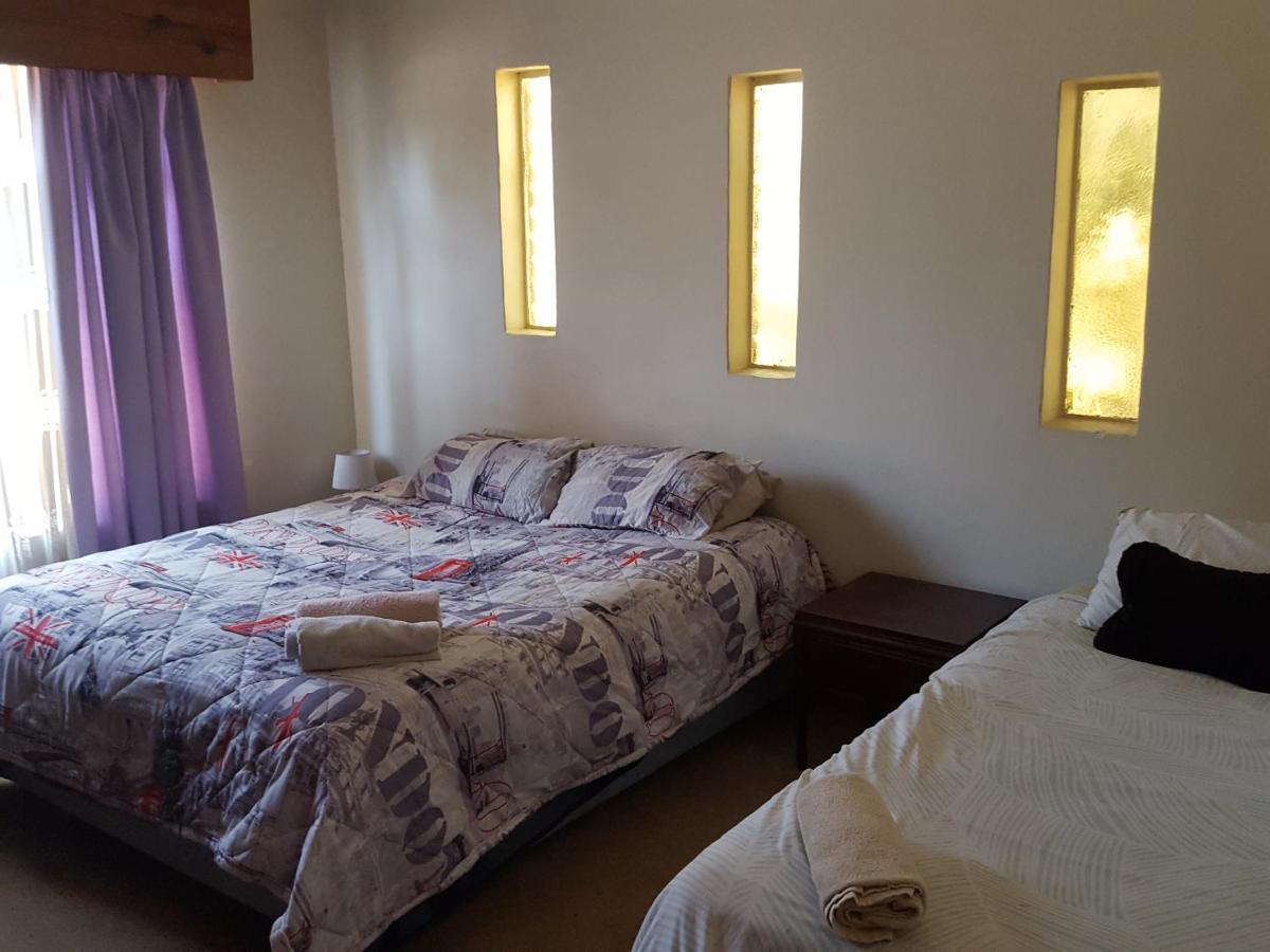 House, Cottage And Contractors Manor Meyerton Екстер'єр фото